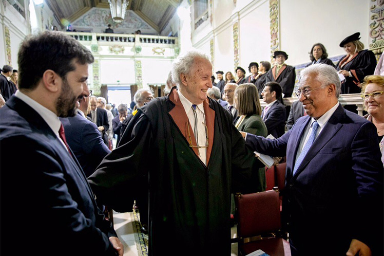 Alexandre Quintanilha distinguido pela Universidade de Évora