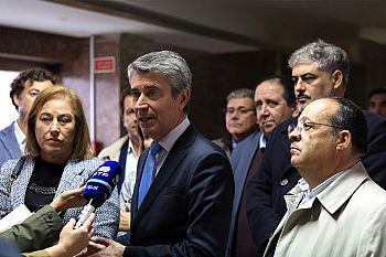 José Luís Carneiro alerta que greve geral conjunta é sinal de alarme contra retrocesso histórico nos direitos dos trabalhadores