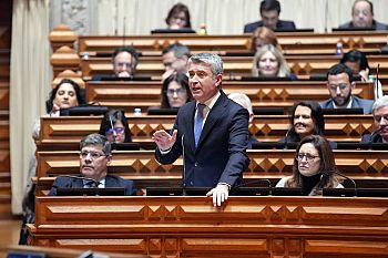 Governo demonstra incapacidade e insensibilidade para responder às necessidades do país