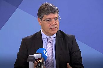 “O PS está disponível para que o país tenha políticas públicas que resolvam os problemas dos portugueses”