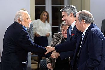 Manuel Alegre, Vítor Constâncio, Ferro Rodrigues e Pedro Nuno Santos encabeçam Comissão de Honra