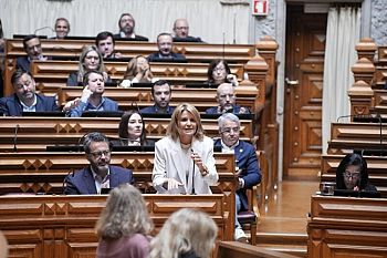 PS aconselha Governo a continuar legado socialista na política da infância