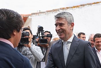 José Luís Carneiro defende aposta nos jovens como eixo estratégico para modernizar a economia