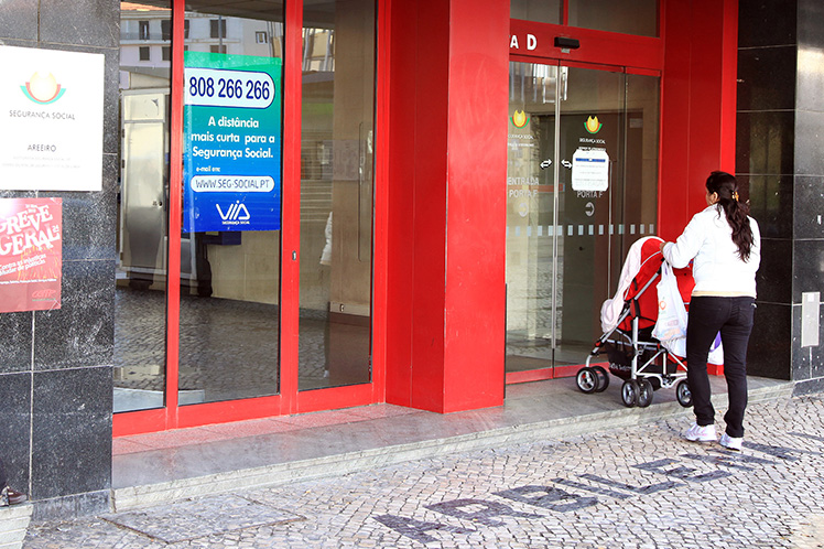 Recém-nascidos têm médico de família assegurado