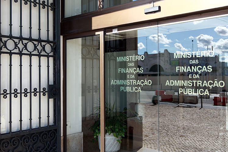 Governo esconde despesa do Estado