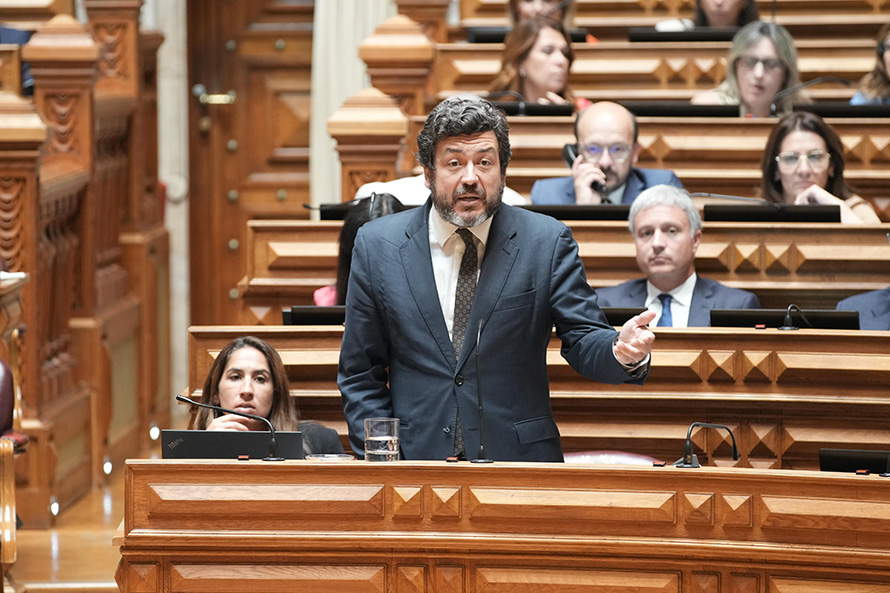 Decisões erradas do Governo da AD comprometem o Estado Social