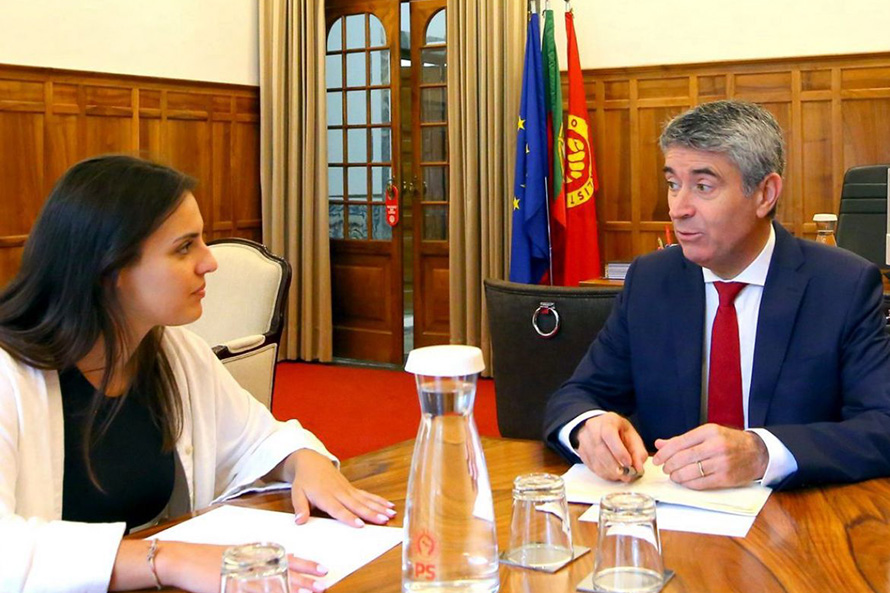 José Luís Carneiro aposta no diálogo interno para consolidar prioridades políticas e sociais