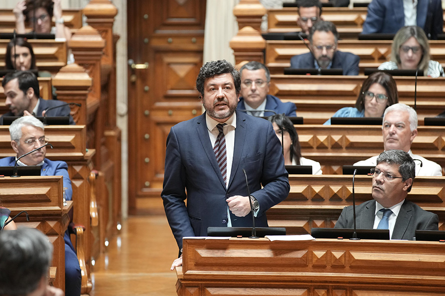 PS espera que Parlamento acabe com o atraso significativo na regulamentação do lobbying