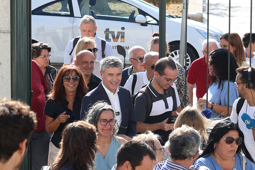 José Luís Carneiro lamenta desconsideração do primeiro-ministro por autarquias que substituem a responsabilidade do Estado