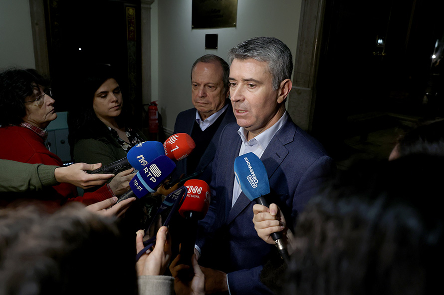 Demissão da MAI é a prova de que Governo falhou na resposta