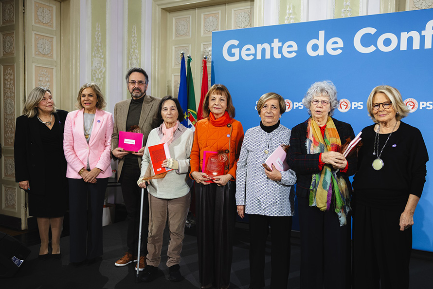 Homenagem às Mulheres Socialistas pelo Dia Internacional da Mulher