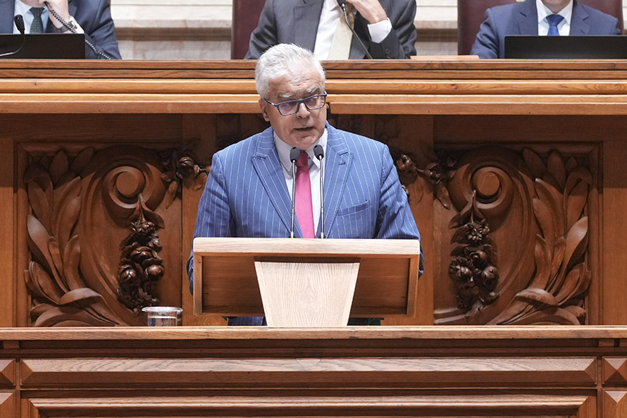 PS alerta para a urgência de se reforçar os apoios à comunidade portuguesa na Venezuela