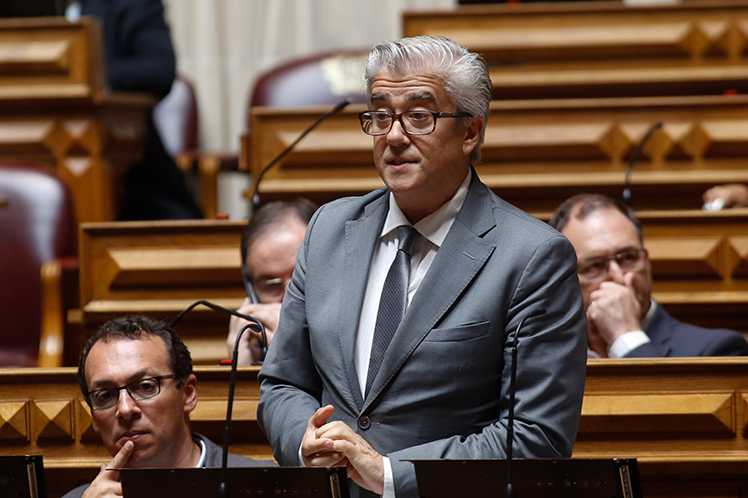 PS acusa PSD de andar “ao sabor da oportunidade política”