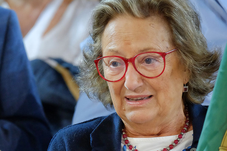 Neste dia - que é nosso - sejamos nós, mulheres, a ditar o Futuro