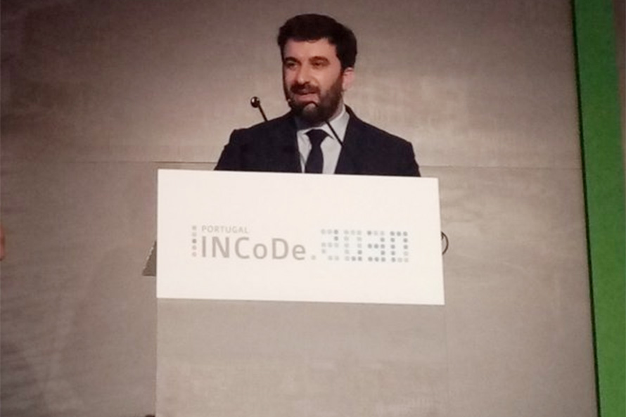 Plano de sucesso escolar com impacto positivo na redução do número de chumbos