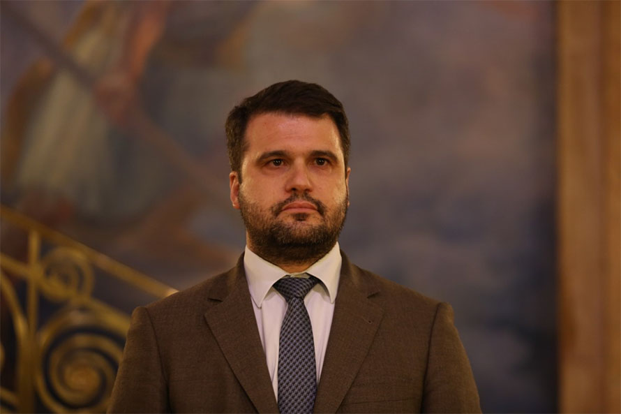 PS quer ouvir no Parlamento 31 entidades do setor financeiro