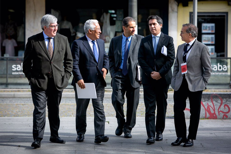 Governo vai superar compromisso de criação de 5 mil empregos científicos