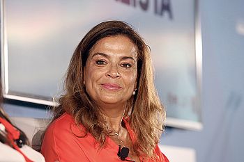 Luísa Salgueiro lidera equipa do PS para construir documento estratégico para a habitação até 24 de outubro