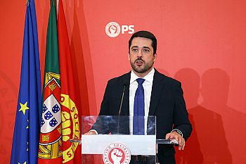 PS manifesta “apreensão e perplexidade” com executivo que “traz pouco de novo” e que insiste nos erros