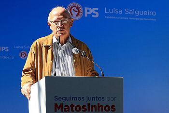 PS é a força em que os portugueses confiam porque “nunca pactua com quem quer destruir a democracia”