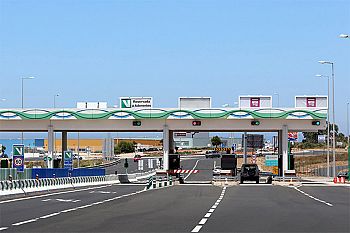 Propostas do PS para eliminação das portagens na A25 e isenção em parte da A6 e A2 foram aprovadas