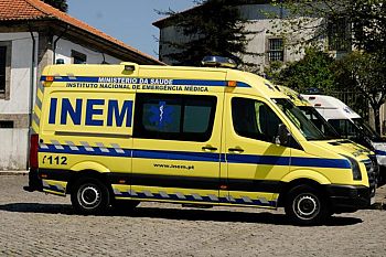 PS pede ao Governo toda a documentação do concurso para compra de ambulâncias