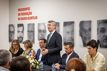 PS acusa AD de agravar crise da habitação com rendas mais altas e despejos mais fáceis